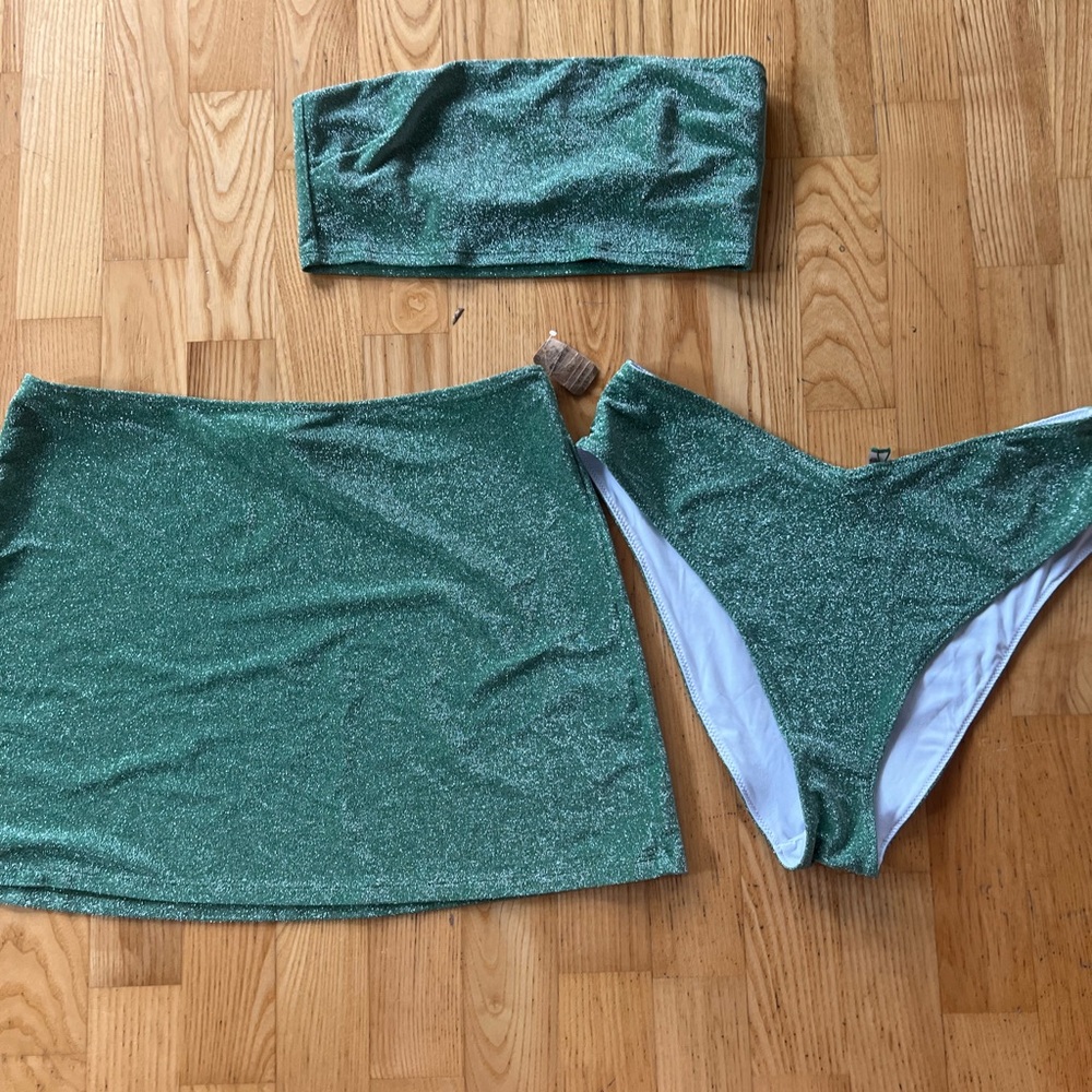 Never worn Victoria secret swimsuit